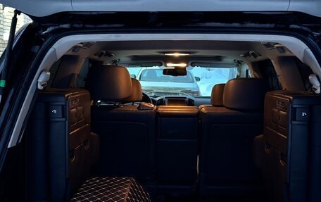 Toyota Land Cruiser 200, 2009 год, 2 600 000 рублей, 20 фотография