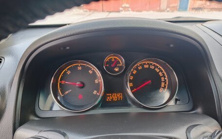 Opel Antara I, 2012 год, 920 000 рублей, 13 фотография