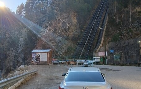 Toyota Camry, 2022 год, 4 250 000 рублей, 2 фотография