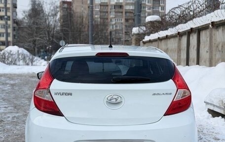 Hyundai Solaris II рестайлинг, 2015 год, 870 000 рублей, 3 фотография