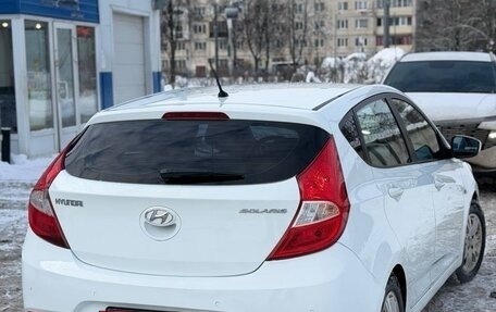 Hyundai Solaris II рестайлинг, 2015 год, 870 000 рублей, 4 фотография
