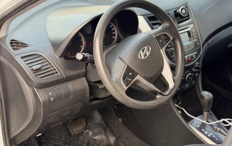 Hyundai Solaris II рестайлинг, 2015 год, 870 000 рублей, 6 фотография