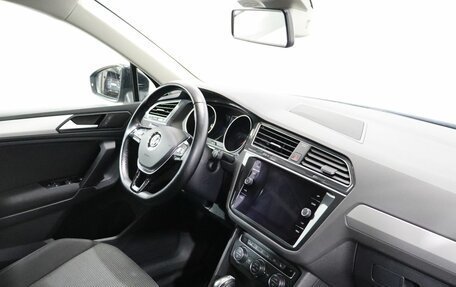 Volkswagen Tiguan II, 2020 год, 2 549 000 рублей, 10 фотография