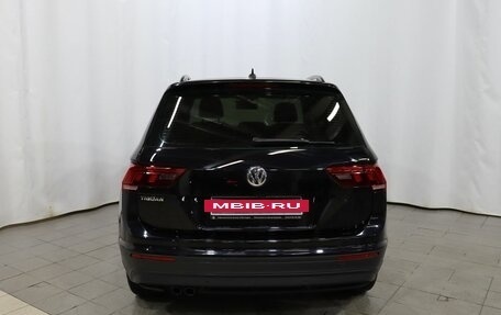 Volkswagen Tiguan II, 2020 год, 2 549 000 рублей, 5 фотография