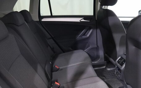 Volkswagen Tiguan II, 2020 год, 2 549 000 рублей, 20 фотография