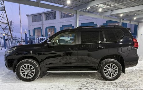 Toyota Land Cruiser Prado 150 рестайлинг 2, 2018 год, 4 599 000 рублей, 2 фотография