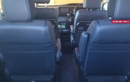 Honda Stepwgn IV, 2017 год, 2 200 000 рублей, 9 фотография