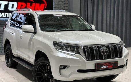 Toyota Land Cruiser Prado 150 рестайлинг 2, 2018 год, 4 190 000 рублей, 4 фотография