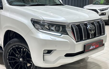 Toyota Land Cruiser Prado 150 рестайлинг 2, 2018 год, 4 190 000 рублей, 10 фотография