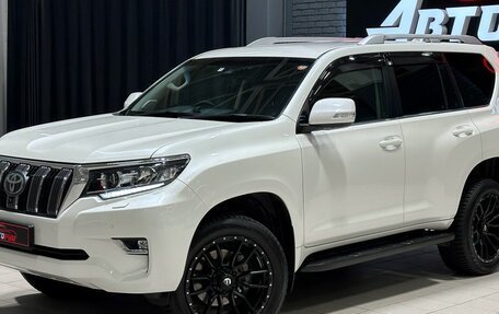 Toyota Land Cruiser Prado 150 рестайлинг 2, 2018 год, 4 190 000 рублей, 2 фотография