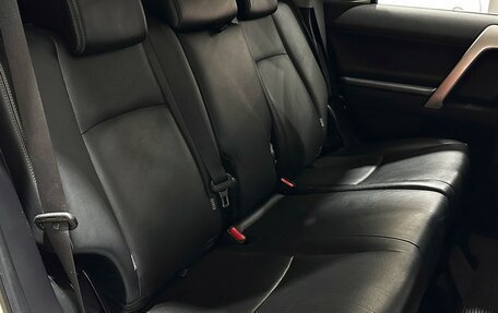 Toyota Land Cruiser Prado 150 рестайлинг 2, 2018 год, 4 190 000 рублей, 14 фотография