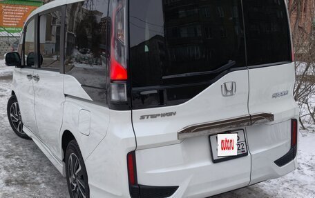 Honda Stepwgn IV, 2016 год, 2 100 000 рублей, 3 фотография