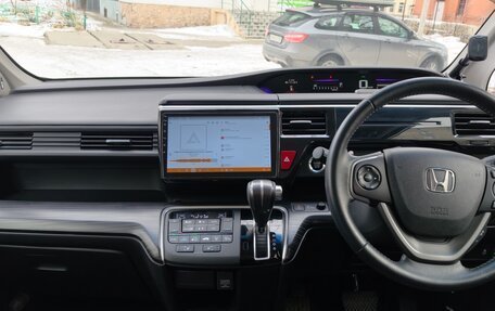 Honda Stepwgn IV, 2016 год, 2 100 000 рублей, 2 фотография