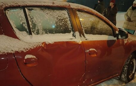 Renault Sandero II рестайлинг, 2015 год, 250 000 рублей, 18 фотография