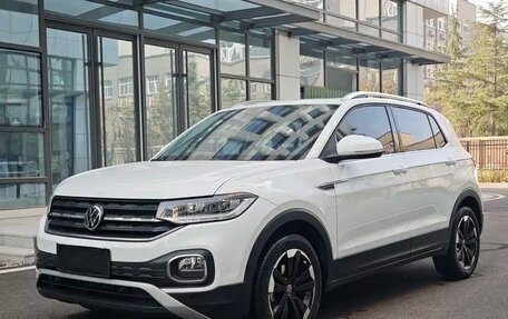 Volkswagen T-Cross I, 2022 год, 1 652 000 рублей, 1 фотография