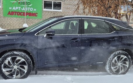 Lexus RX IV рестайлинг, 2017 год, 4 750 000 рублей, 3 фотография