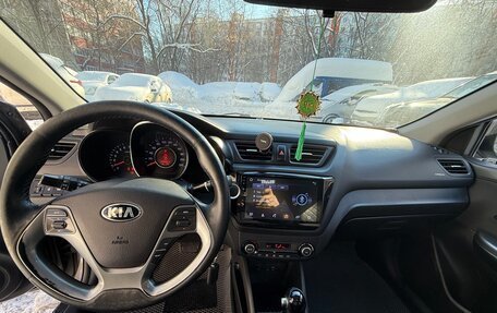 KIA Rio III рестайлинг, 2015 год, 880 000 рублей, 18 фотография
