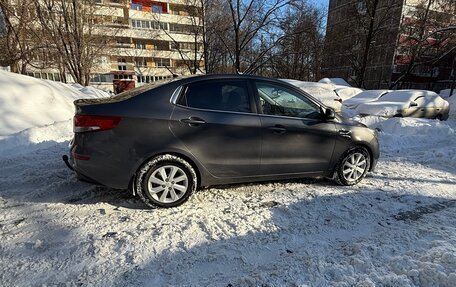 KIA Rio III рестайлинг, 2015 год, 880 000 рублей, 25 фотография
