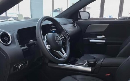 Mercedes-Benz GLA, 2022 год, 2 890 000 рублей, 7 фотография