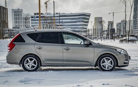 KIA cee'd I рестайлинг, 2011 год, 700 000 рублей, 9 фотография