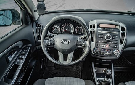 KIA cee'd I рестайлинг, 2011 год, 700 000 рублей, 12 фотография