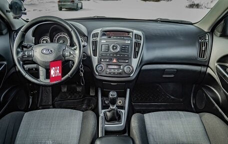 KIA cee'd I рестайлинг, 2011 год, 700 000 рублей, 14 фотография