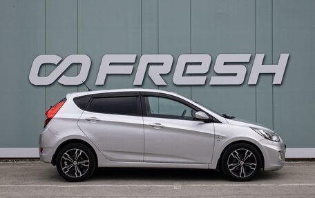 Hyundai Solaris II рестайлинг, 2013 год, 829 000 рублей, 5 фотография