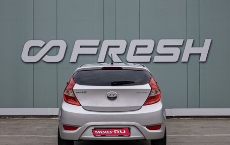 Hyundai Solaris II рестайлинг, 2013 год, 829 000 рублей, 4 фотография