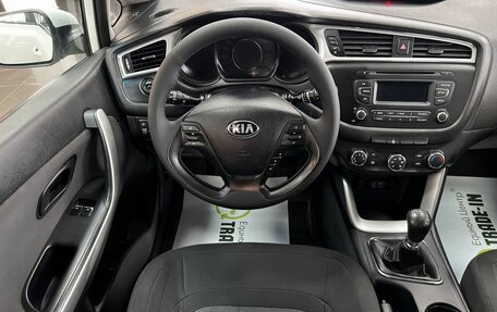 KIA cee'd III, 2015 год, 945 000 рублей, 11 фотография