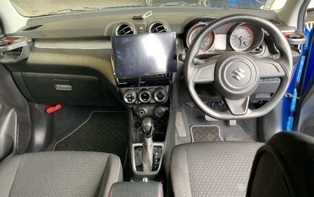 Suzuki Swift V, 2022 год, 920 000 рублей, 4 фотография