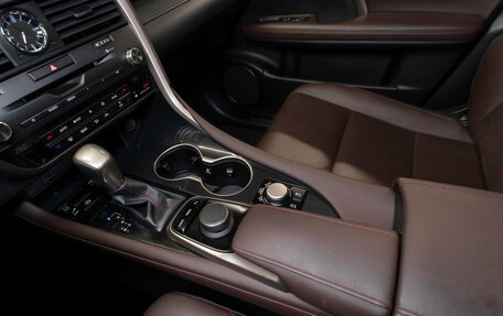 Lexus RX IV рестайлинг, 2018 год, 3 720 000 рублей, 14 фотография