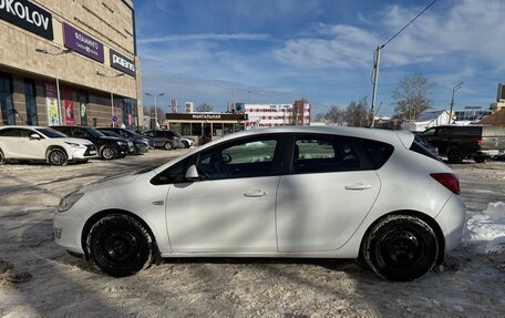 Opel Astra J, 2011 год, 750 000 рублей, 4 фотография