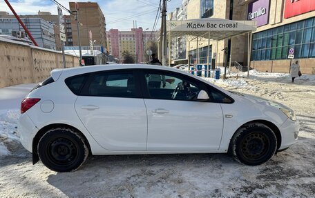 Opel Astra J, 2011 год, 750 000 рублей, 5 фотография