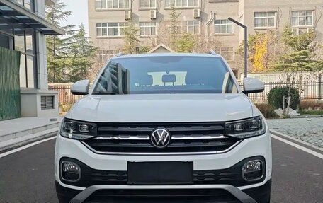 Volkswagen T-Cross I, 2022 год, 1 652 000 рублей, 2 фотография