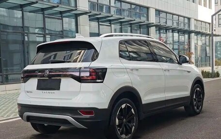 Volkswagen T-Cross I, 2022 год, 1 652 000 рублей, 4 фотография