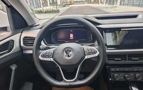Volkswagen T-Cross I, 2022 год, 1 652 000 рублей, 12 фотография