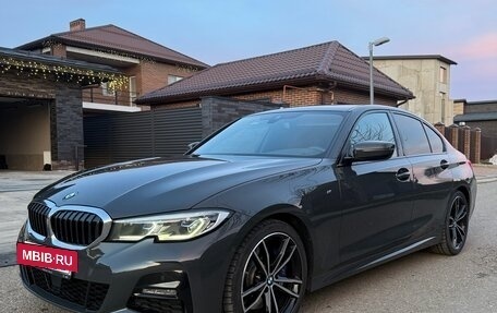 BMW 3 серия, 2019 год, 3 999 000 рублей, 3 фотография