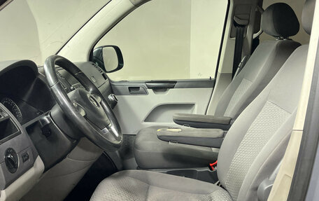 Volkswagen Caravelle T5, 2013 год, 1 355 950 рублей, 8 фотография