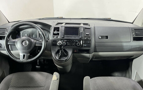 Volkswagen Caravelle T5, 2013 год, 1 355 950 рублей, 10 фотография