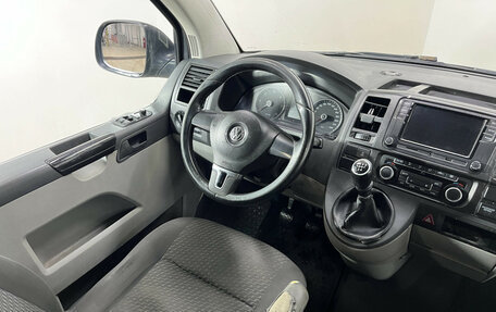 Volkswagen Caravelle T5, 2013 год, 1 355 950 рублей, 11 фотография
