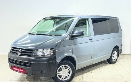 Volkswagen Caravelle T5, 2013 год, 1 355 950 рублей, 1 фотография