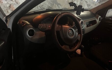 Renault Logan I, 2014 год, 275 000 рублей, 1 фотография