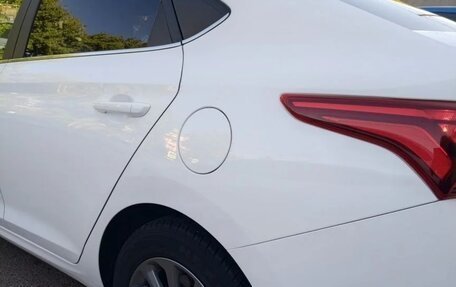 Hyundai Solaris II рестайлинг, 2021 год, 2 100 000 рублей, 1 фотография