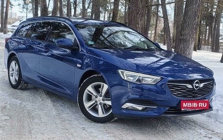 Opel Insignia II рестайлинг, 2018 год, 1 360 000 рублей, 1 фотография
