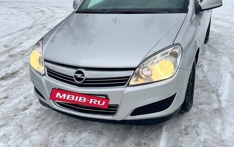 Opel Astra H, 2013 год, 690 000 рублей, 2 фотография