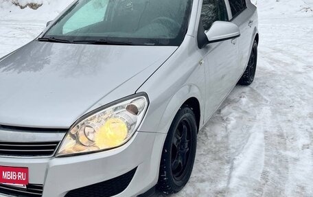 Opel Astra H, 2013 год, 690 000 рублей, 3 фотография