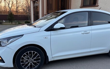 Hyundai Solaris II рестайлинг, 2018 год, 1 320 000 рублей, 6 фотография