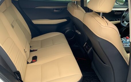 Lexus NX I, 2018 год, 3 000 000 рублей, 6 фотография