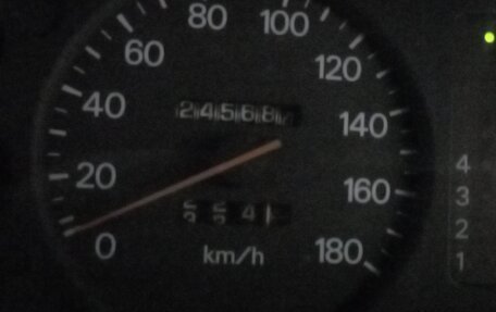 Mitsubishi Diamante II, 2000 год, 450 000 рублей, 5 фотография