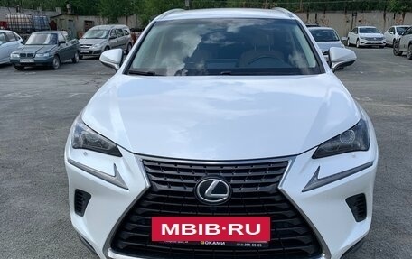 Lexus NX I, 2018 год, 3 000 000 рублей, 9 фотография